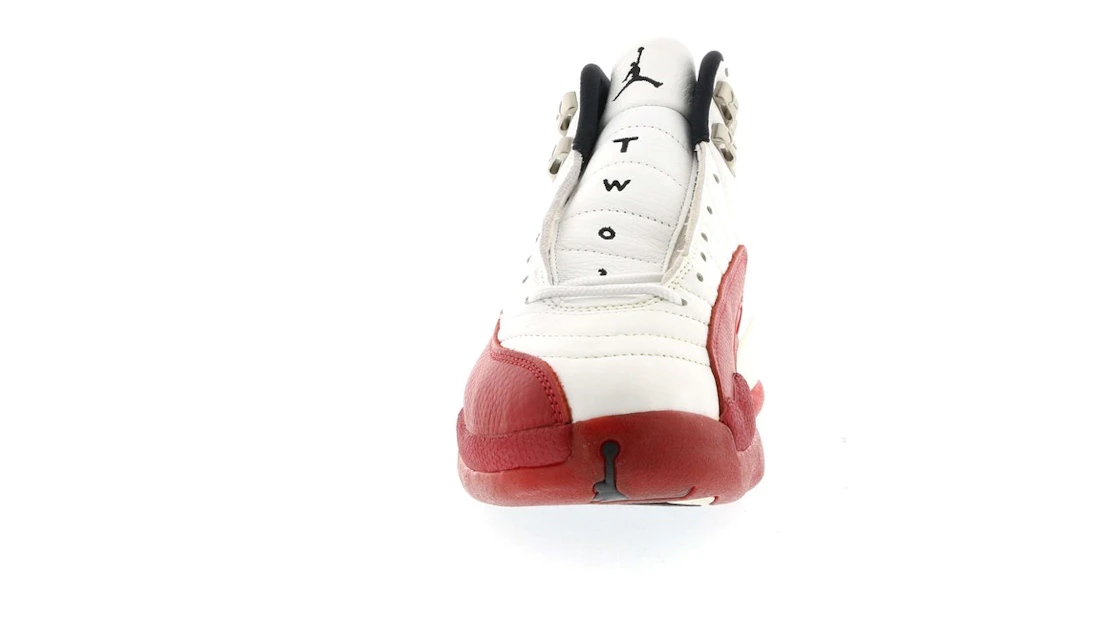 Vue 8 de Jordan 12 OG Cherry (1997)
