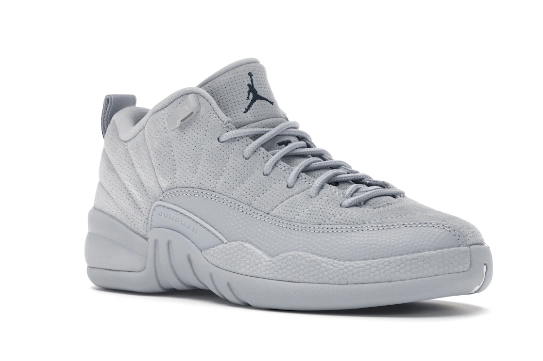 Vue 5 de Jordan 12 Retro Low Wolf Grey (GS)