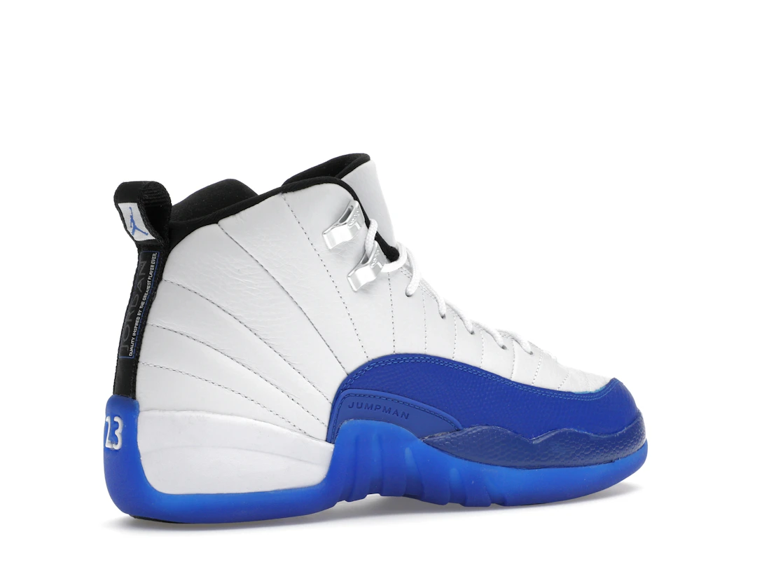 Vue 34 de Jordan 12 Retro Blueberry (GS)