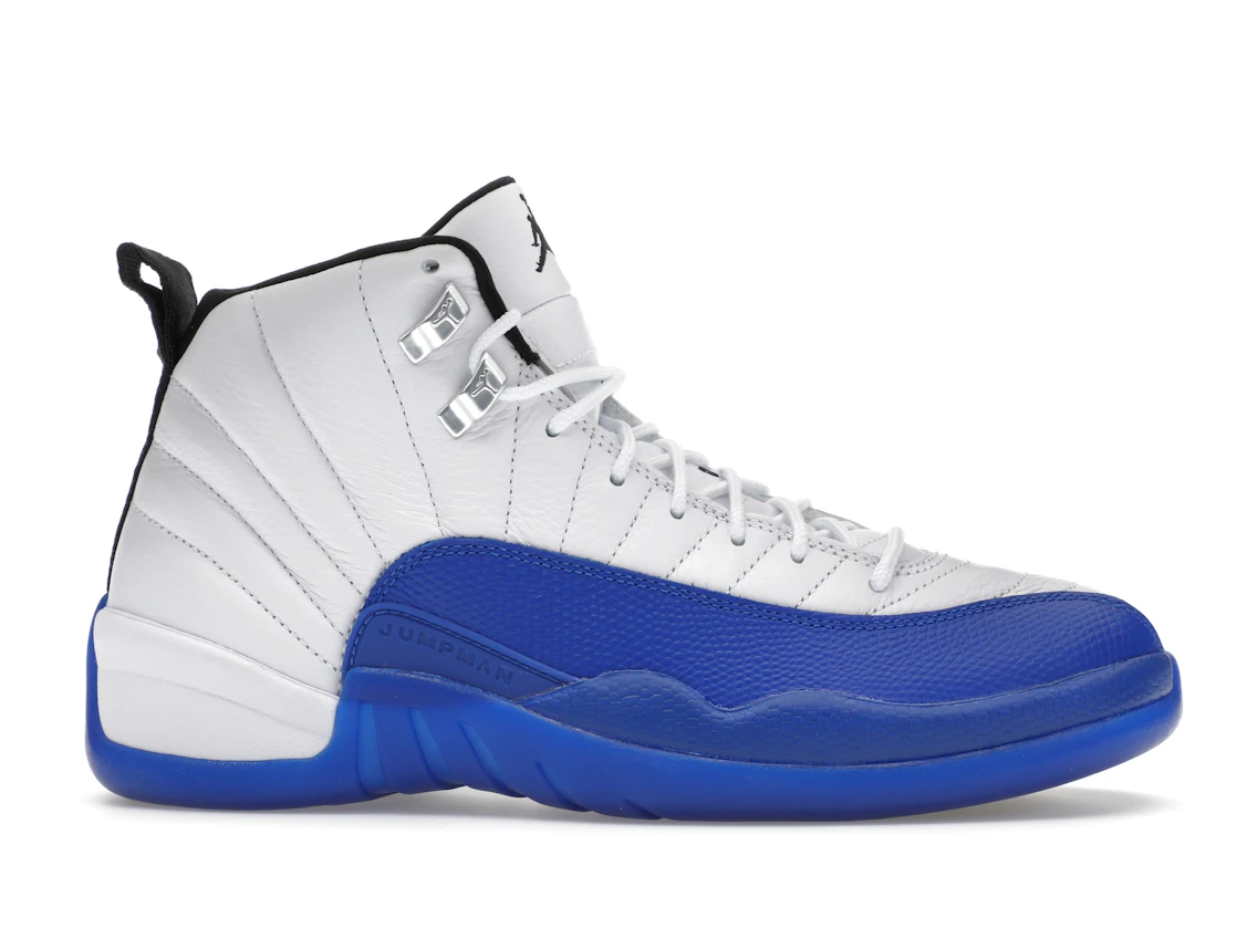 Vue 2 de Jordan 12 Retro Blueberry