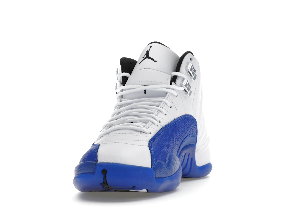 Vue 12 de Jordan 12 Retro Blueberry