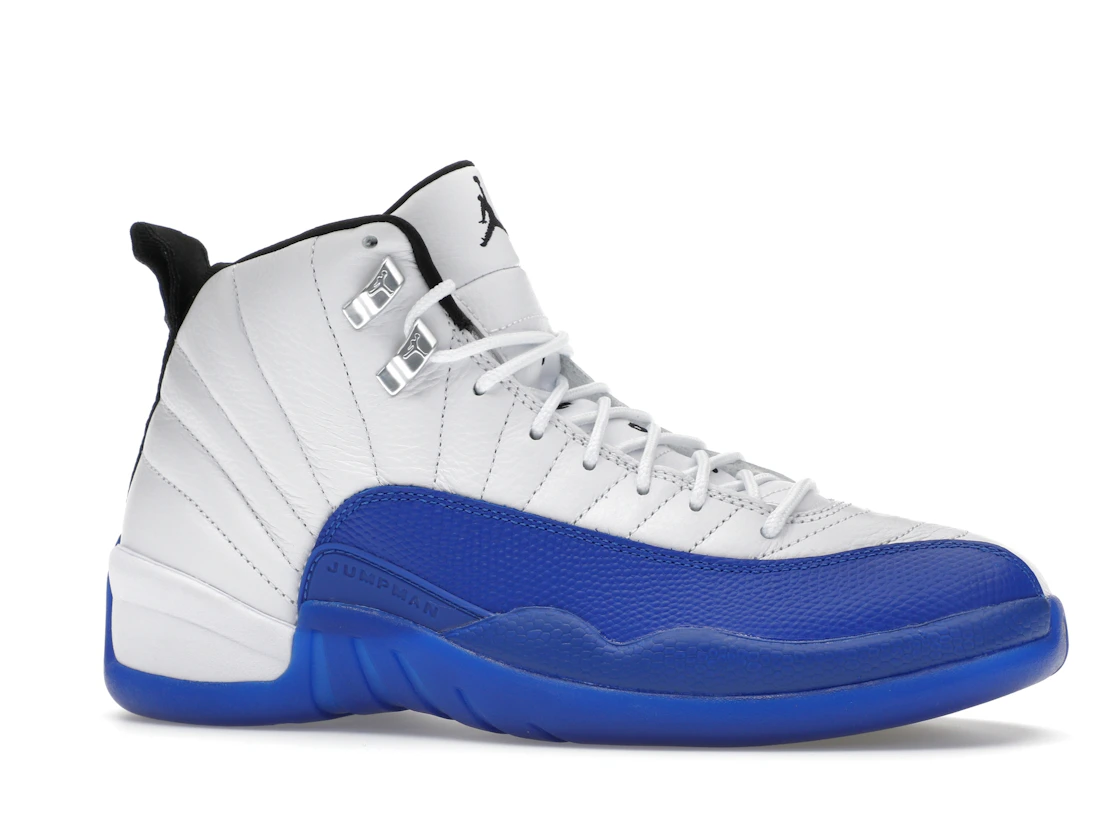 Vue 3 de Jordan 12 Retro Blueberry