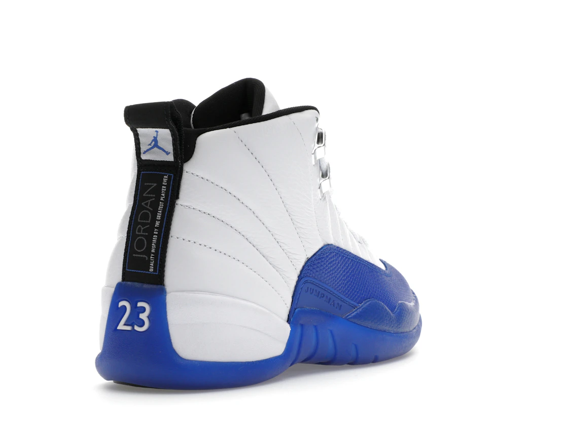 Vue 31 de Jordan 12 Retro Blueberry