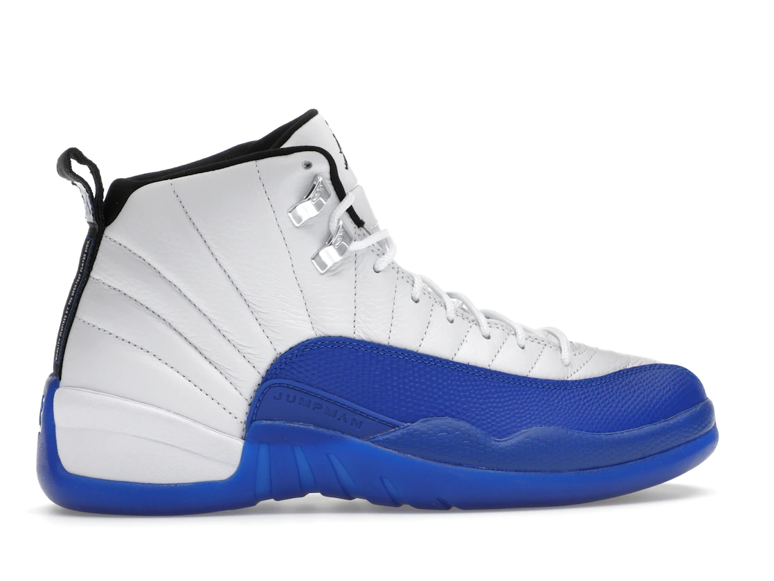 Vue 36 de Jordan 12 Retro Blueberry
