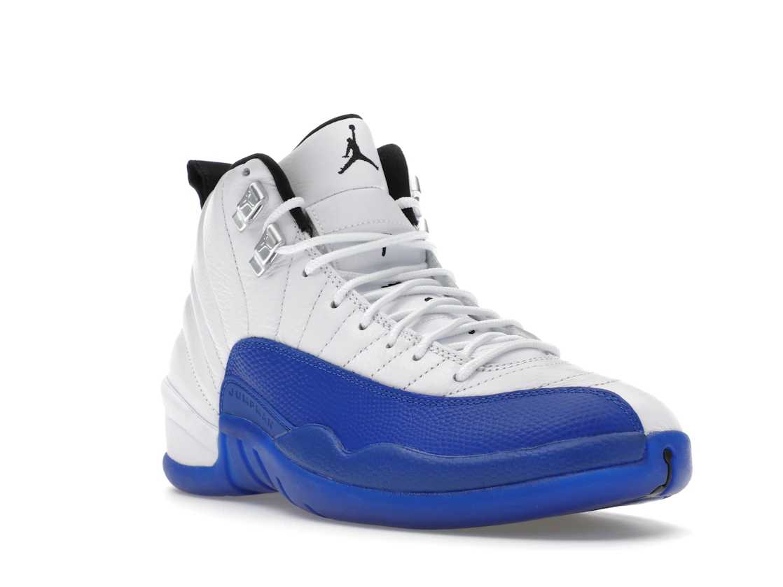 Vue 6 de Jordan 12 Retro Blueberry