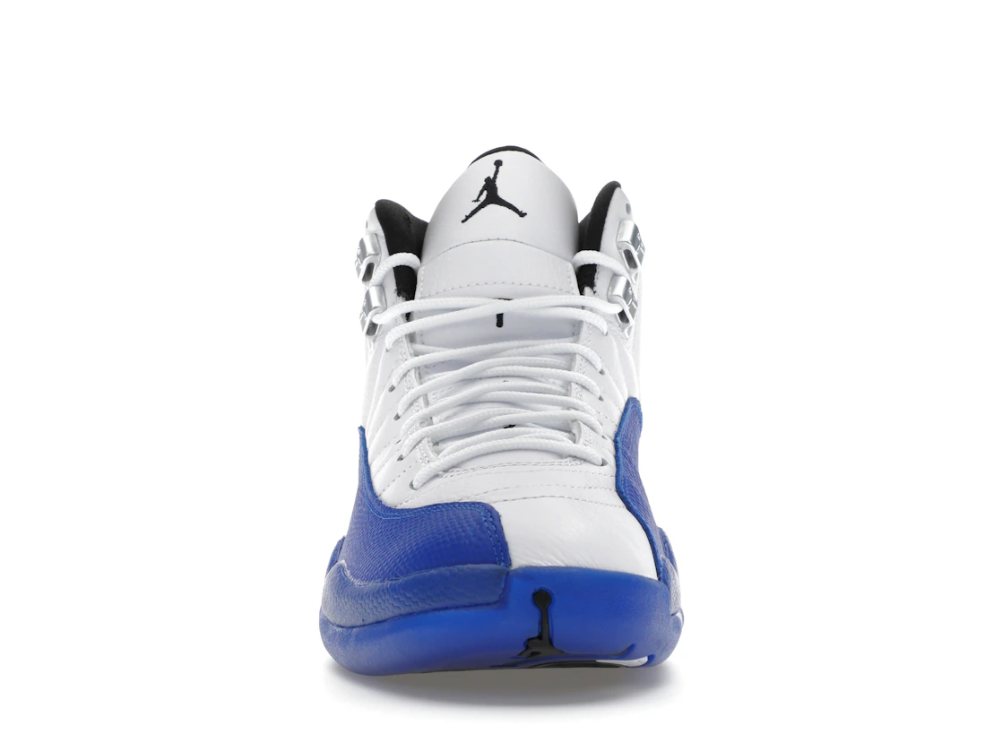 Vue 10 de Jordan 12 Retro Blueberry