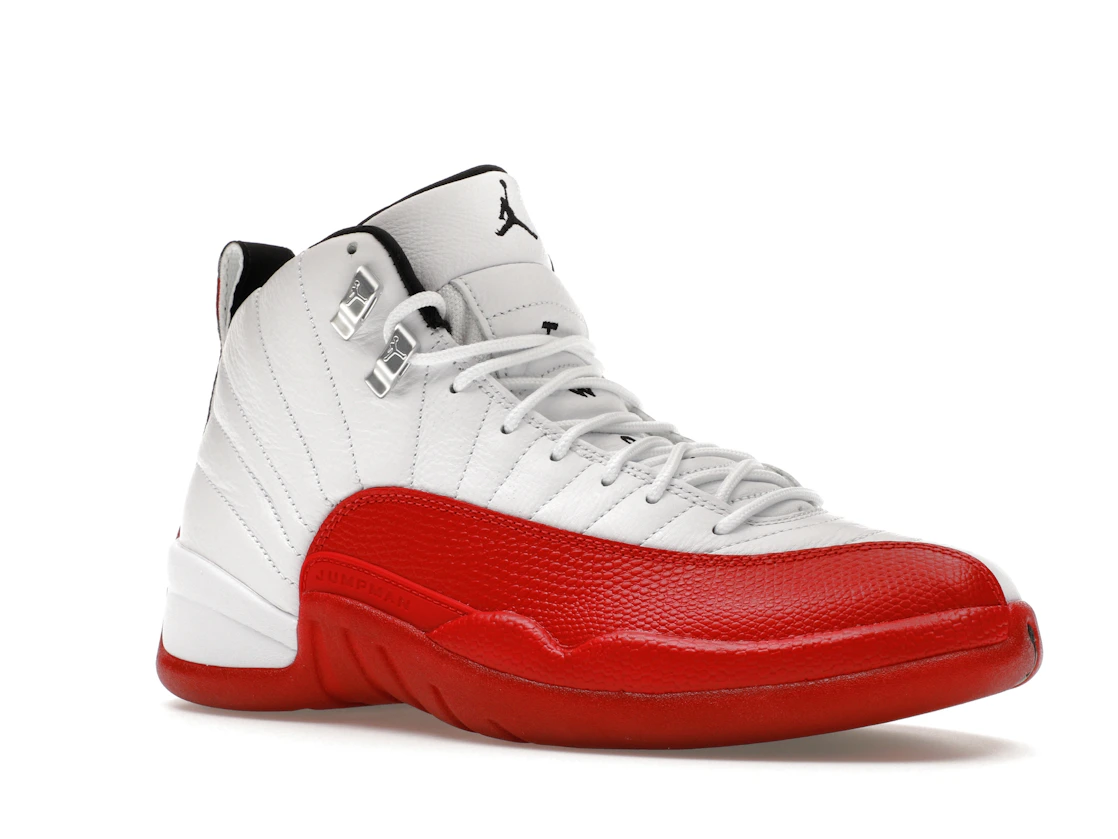 Vue 4 de Jordan 12 Retro Cherry (2023)