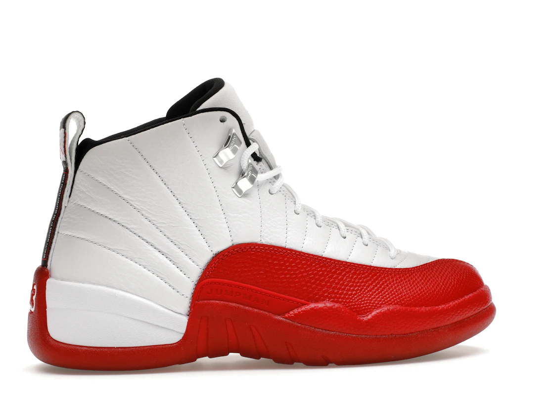 Vue 35 de Jordan 12 Retro Cherry (2023)
