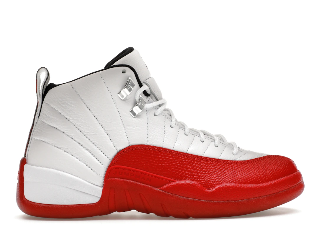 Vue 36 de Jordan 12 Retro Cherry (2023)