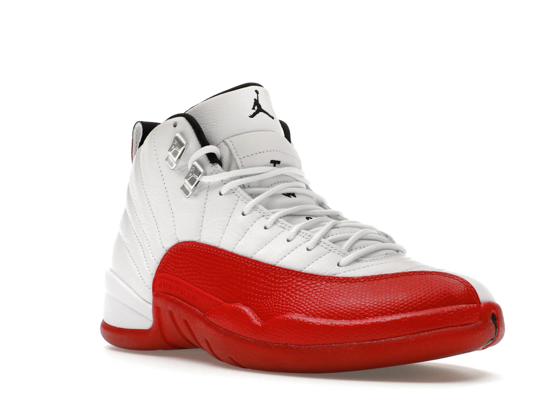 Vue 5 de Jordan 12 Retro Cherry (2023)