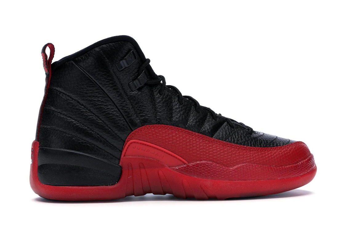 Vue 36 de Jordan 12 Retro Flu Game (2016) (GS)