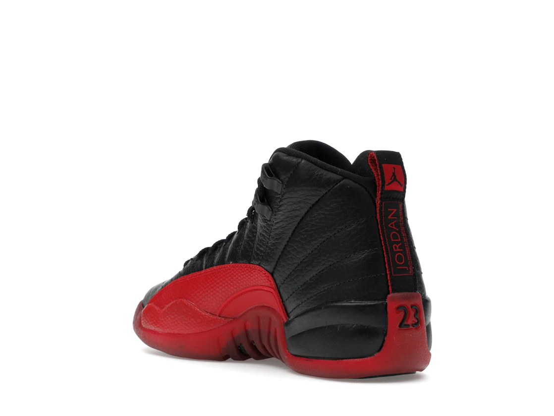 Vue 24 de Jordan 12 Retro Flu Game (2025) (GS)