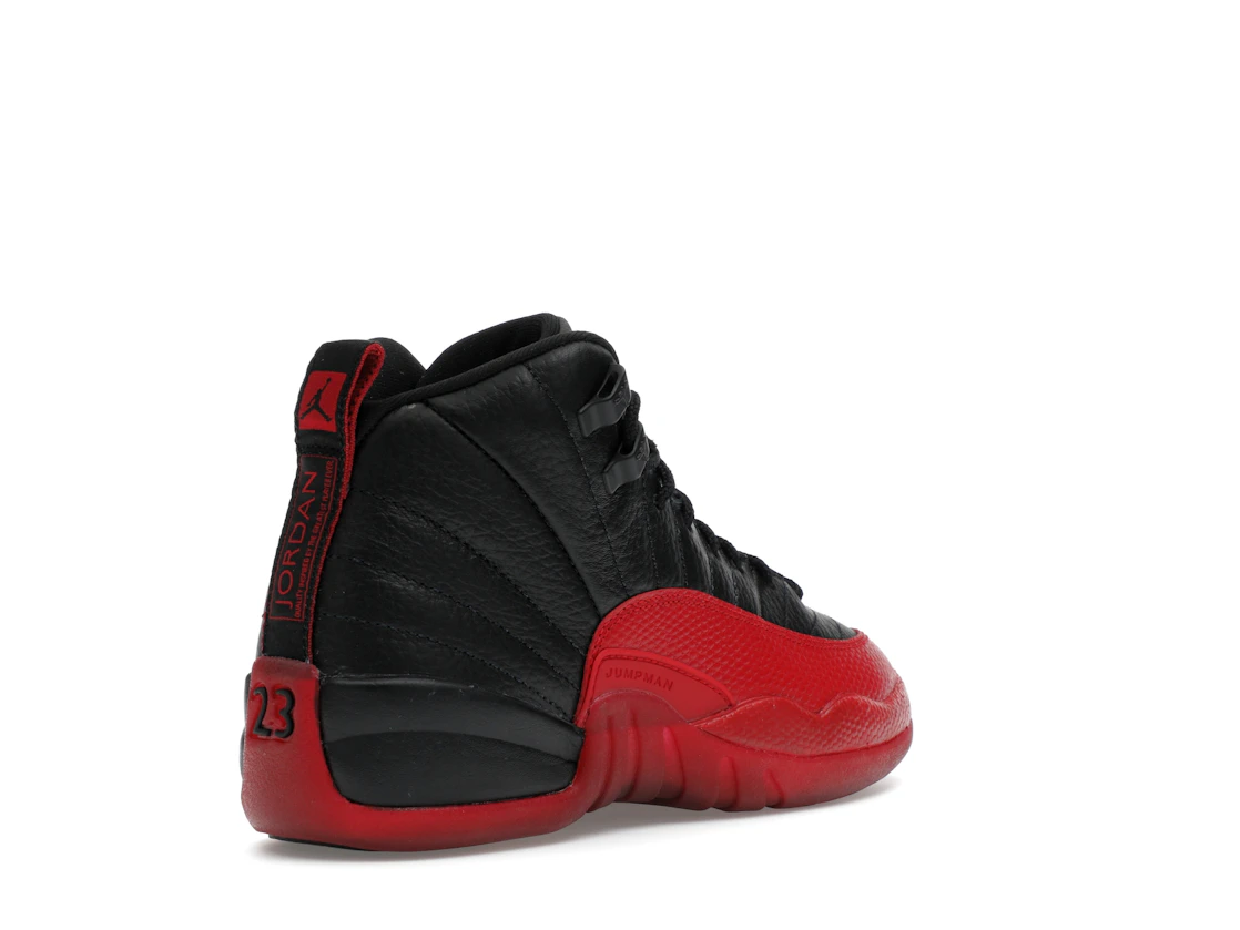 Vue 32 de Jordan 12 Retro Flu Game (2025) (GS)