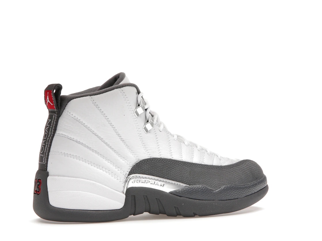 Vue 34 de Jordan 12 Retro White Dark Grey