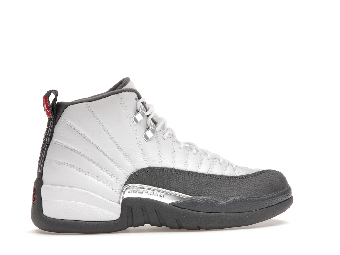 Vue 35 de Jordan 12 Retro White Dark Grey