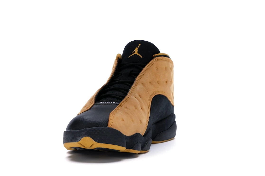 Vue 12 de Jordan 13 Retro Low Chutney
