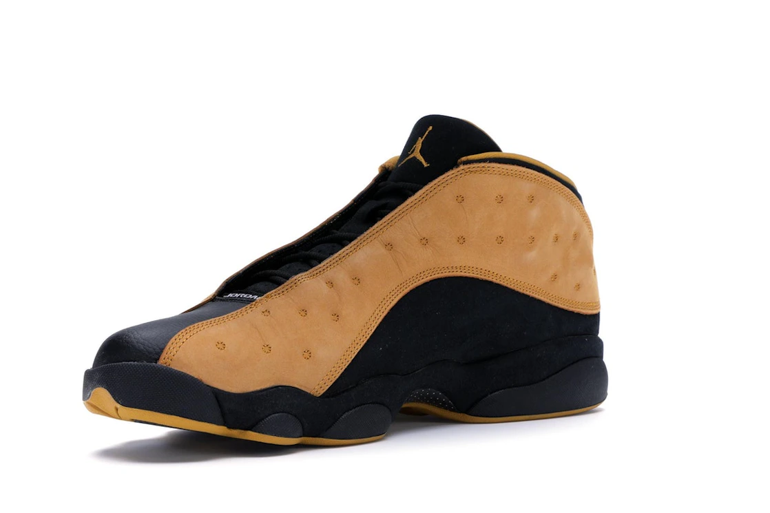 Vue 15 de Jordan 13 Retro Low Chutney