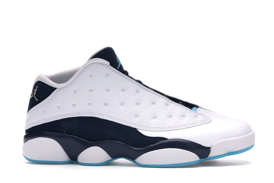 Vue 2 de Jordan 13 Retro Low Hornets