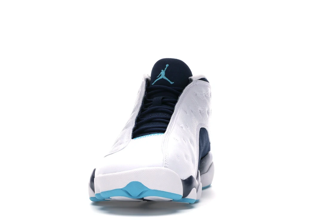 Vue 11 de Jordan 13 Retro Low Hornets