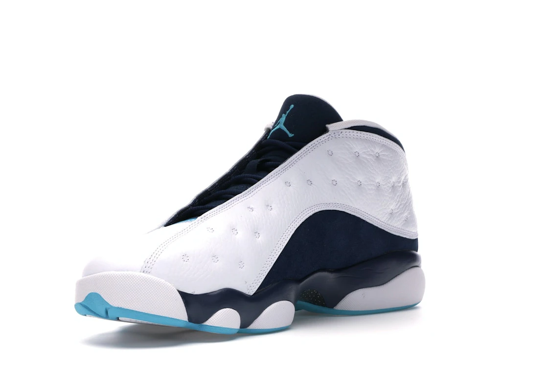 Vue 14 de Jordan 13 Retro Low Hornets