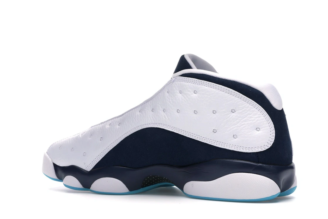 Vue 22 de Jordan 13 Retro Low Hornets
