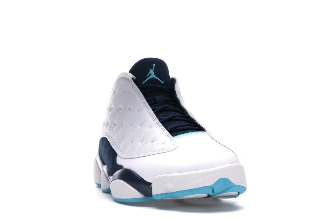 Vue 8 de Jordan 13 Retro Low Hornets