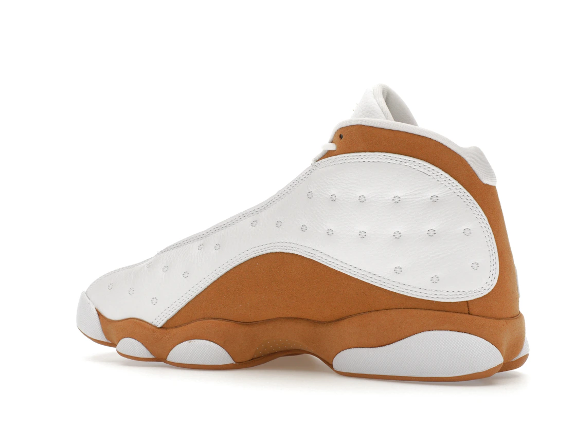 Vue 22 de Jordan 13 Retro Wheat (2023)