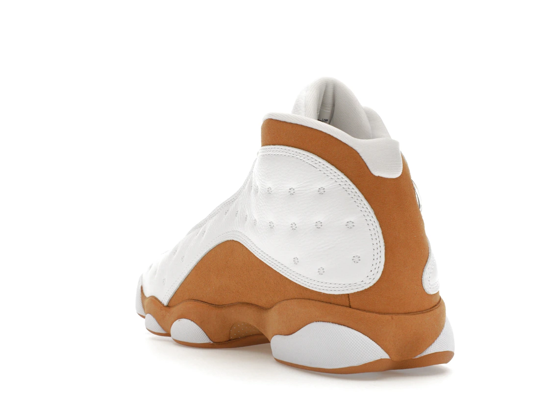 Vue 25 de Jordan 13 Retro Wheat (2023)