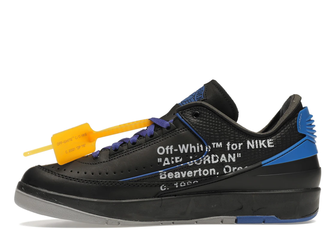 Vue 19 de Jordan 2 Retro Low SP Off-White Black Blue