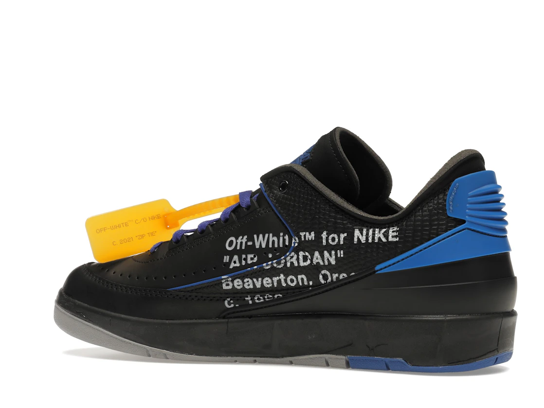 Vue 22 de Jordan 2 Retro Low SP Off-White Black Blue