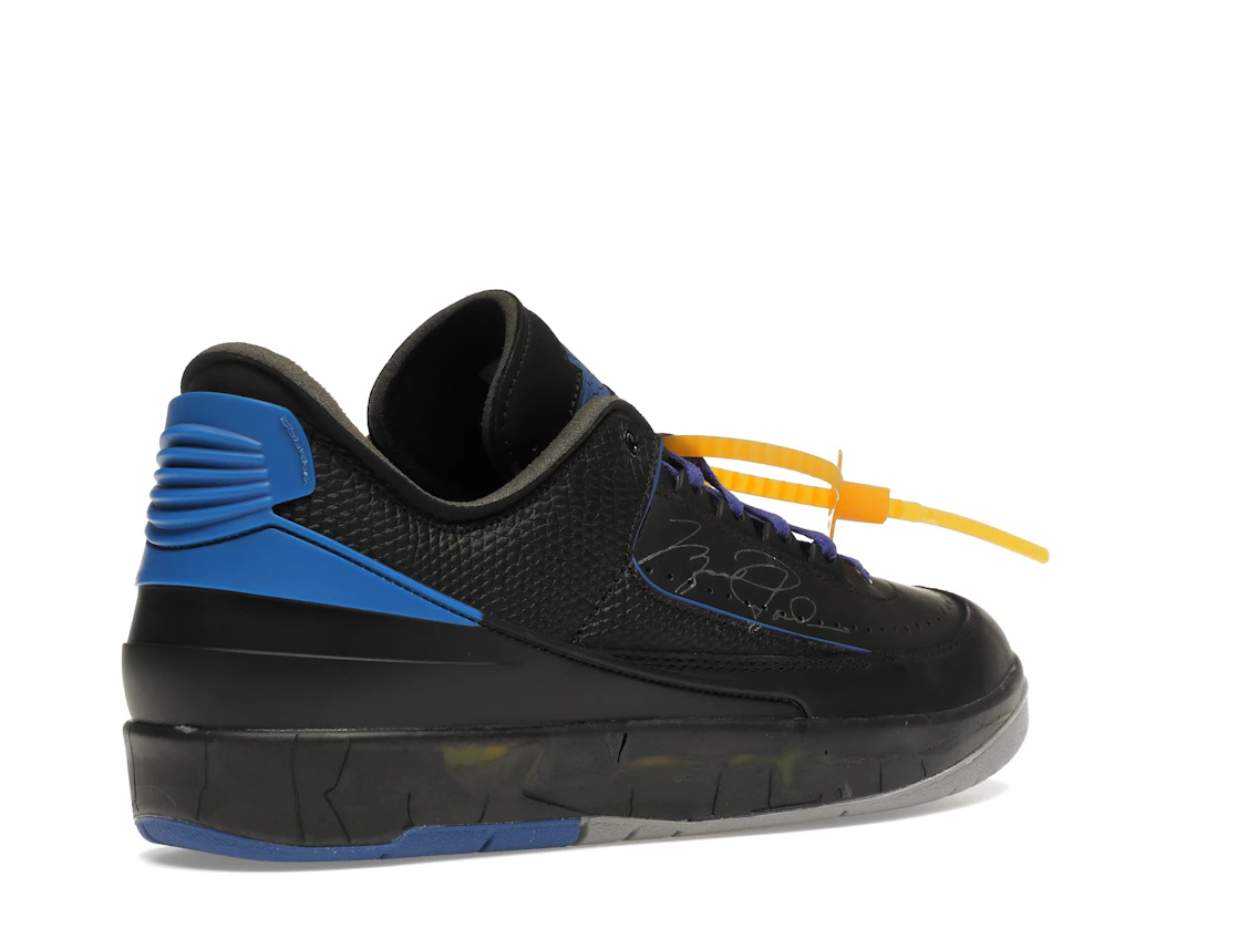 Vue 33 de Jordan 2 Retro Low SP Off-White Black Blue