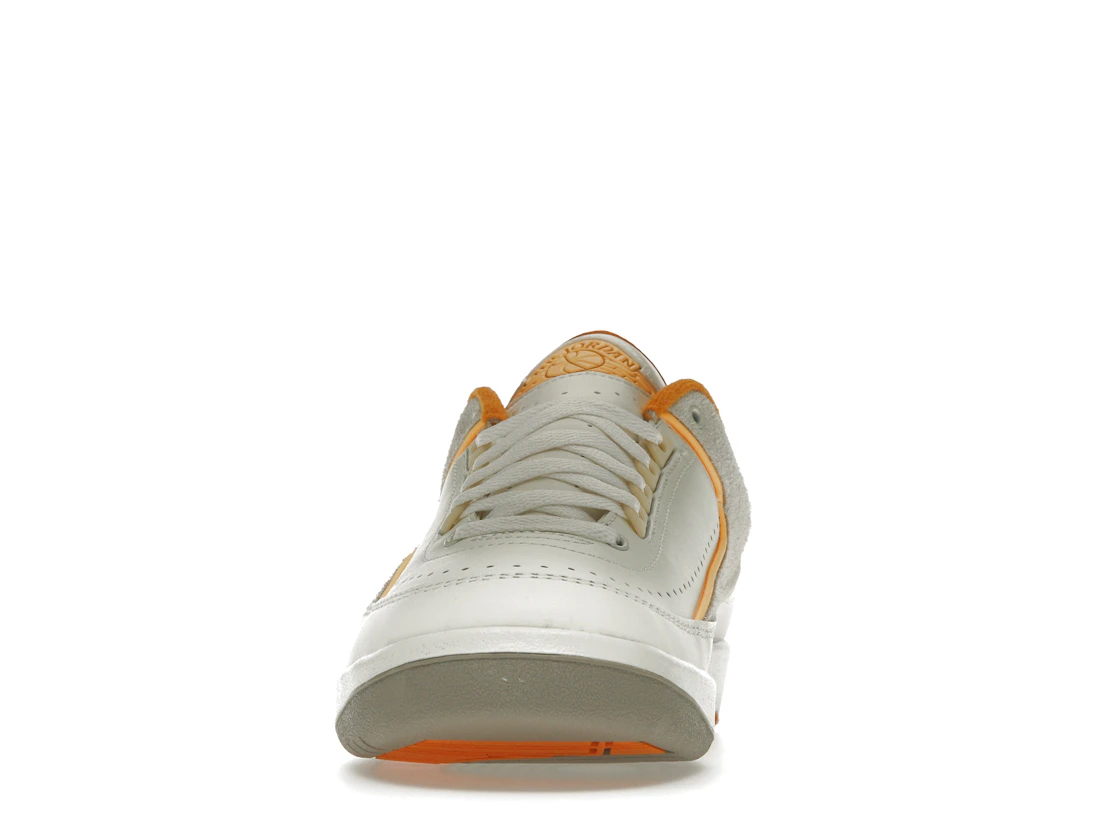 Vue 11 de Jordan 2 Retro Low Craft Melon Tint