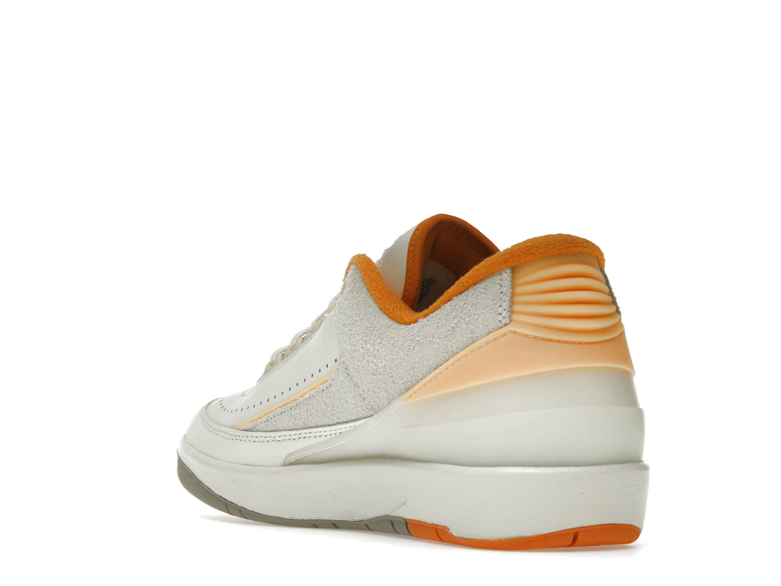 Vue 25 de Jordan 2 Retro Low Craft Melon Tint