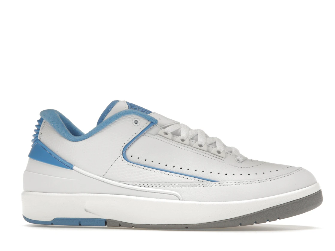 Vue 2 de Jordan 2 Retro Low UNC