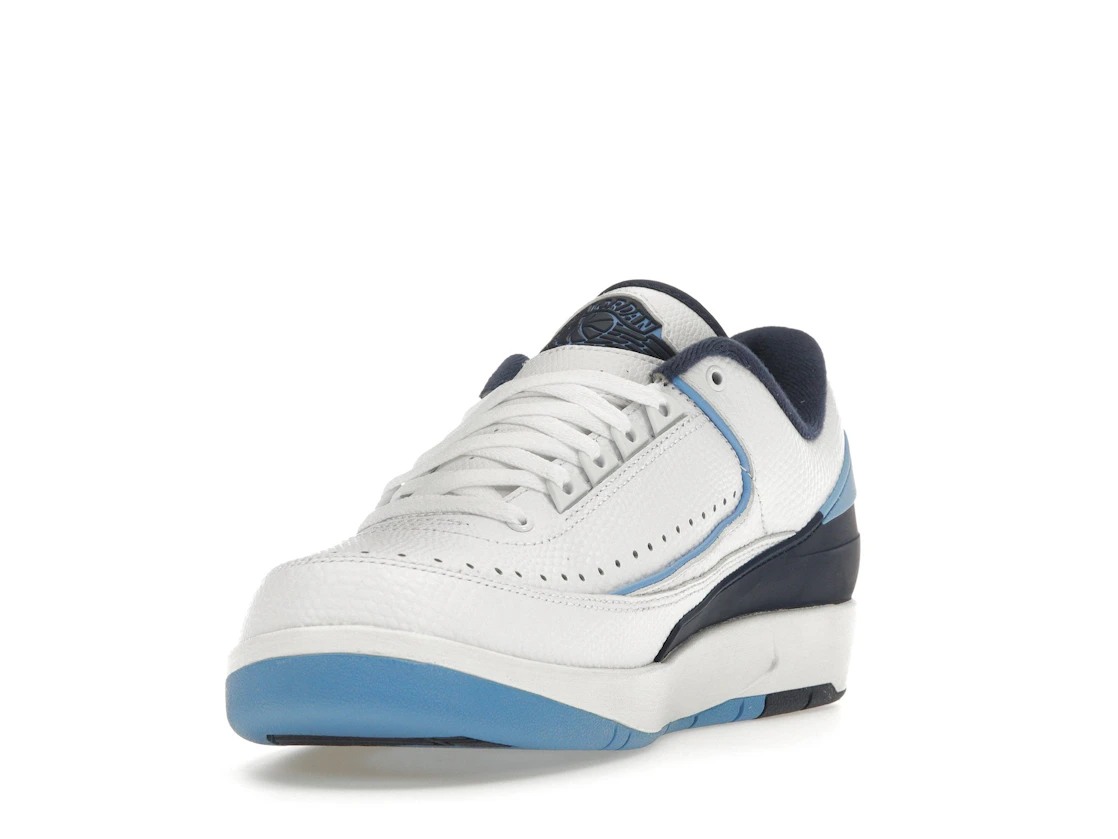 Vue 13 de Jordan 2 Retro Low University Blue (2016)