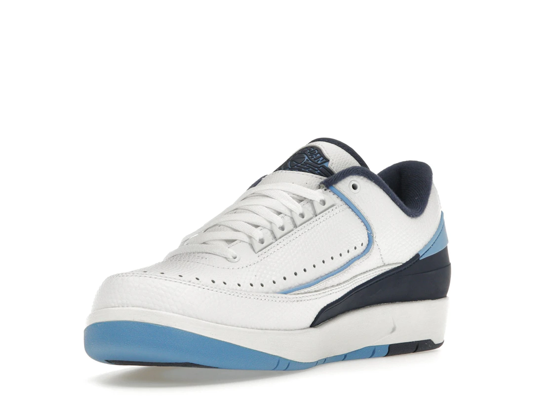 Vue 14 de Jordan 2 Retro Low University Blue (2016)