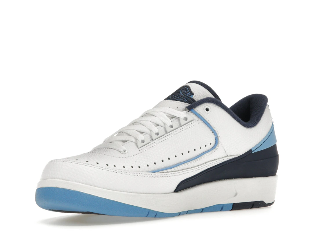 Vue 15 de Jordan 2 Retro Low University Blue (2016)