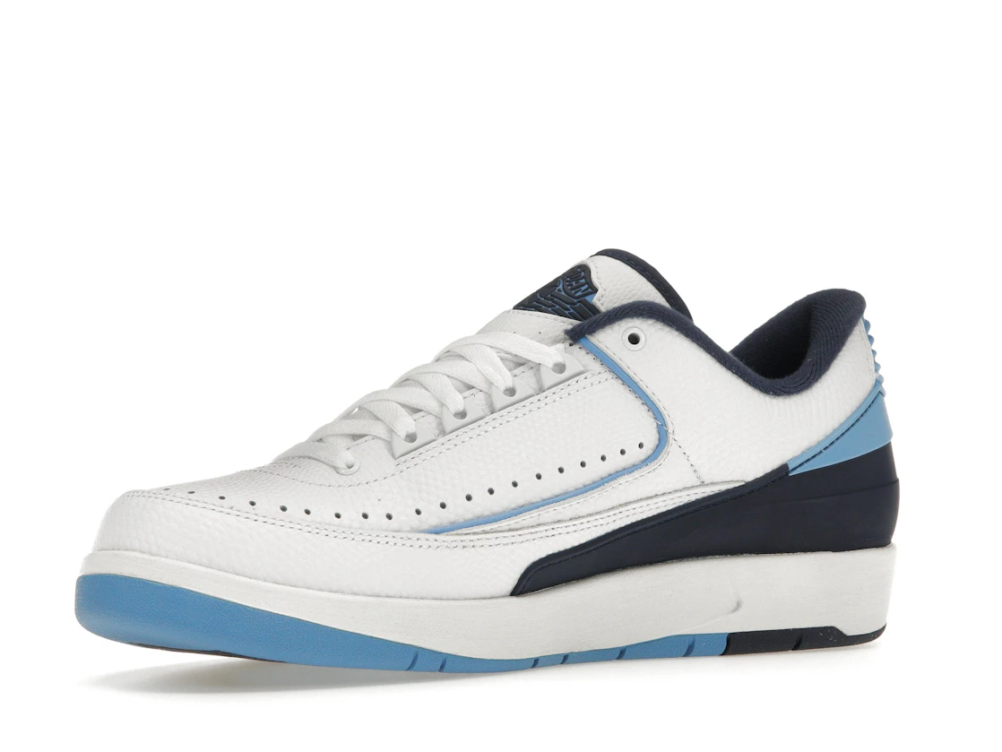 Vue 16 de Jordan 2 Retro Low University Blue (2016)