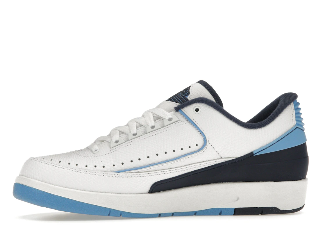 Vue 18 de Jordan 2 Retro Low University Blue (2016)
