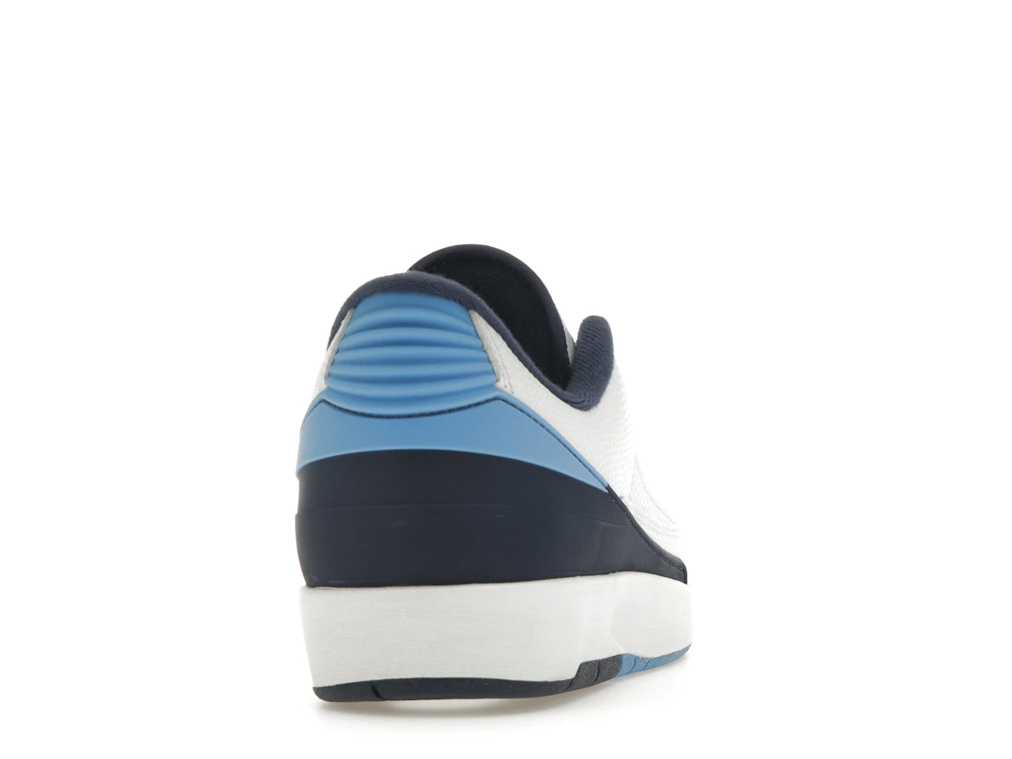 Vue 29 de Jordan 2 Retro Low University Blue (2016)