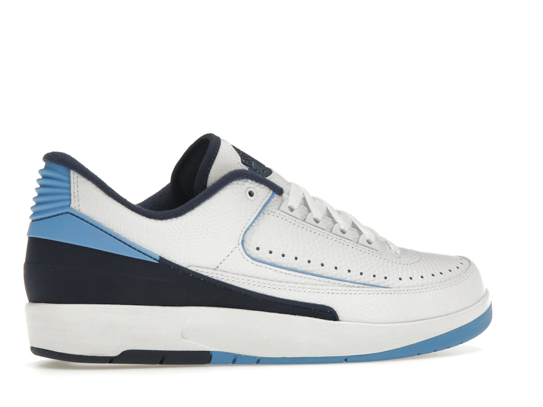 Vue 35 de Jordan 2 Retro Low University Blue (2016)