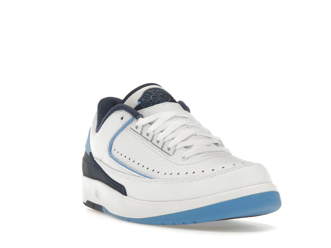 Vue 7 de Jordan 2 Retro Low University Blue (2016)