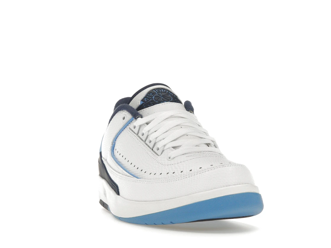 Vue 8 de Jordan 2 Retro Low University Blue (2016)