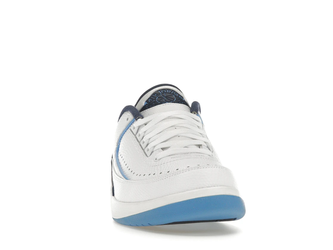 Vue 9 de Jordan 2 Retro Low University Blue (2016)