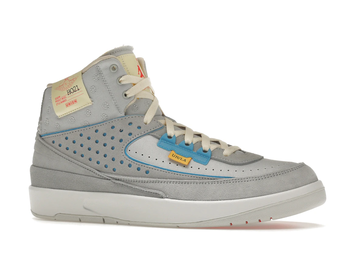Vue 3 de Jordan 2 Retro SP Union Grey Fog