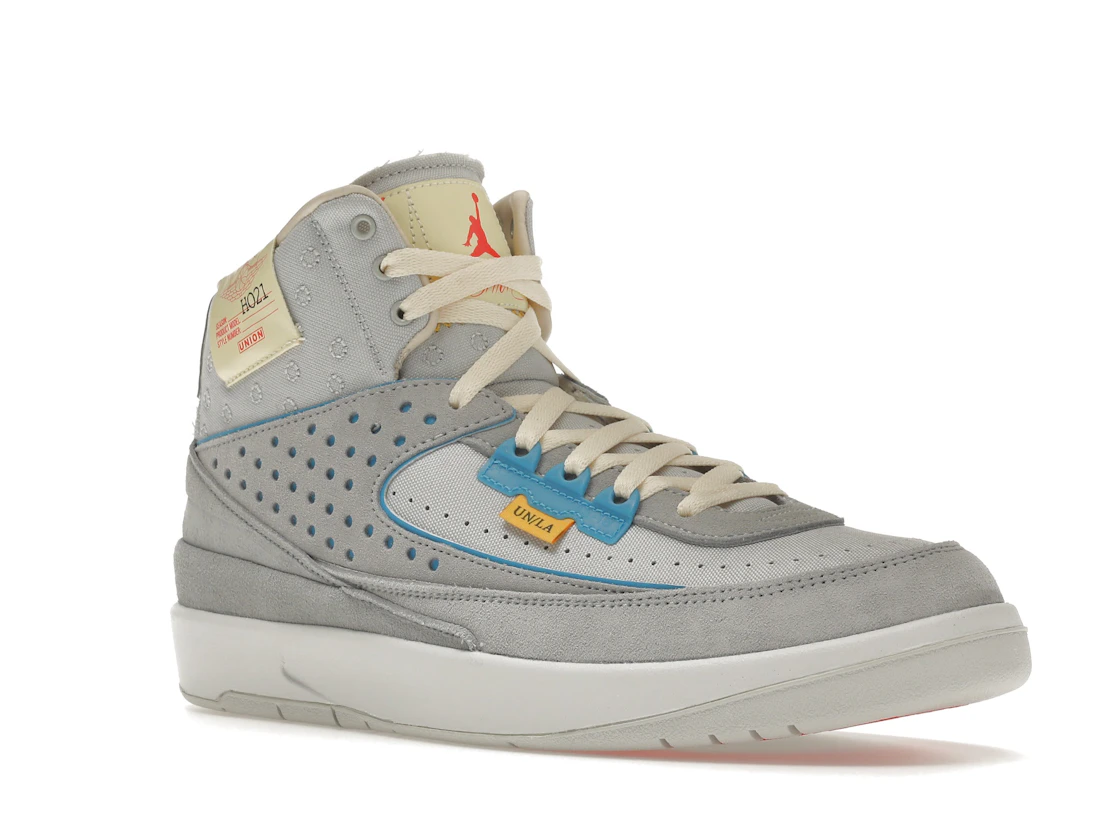 Vue 5 de Jordan 2 Retro SP Union Grey Fog