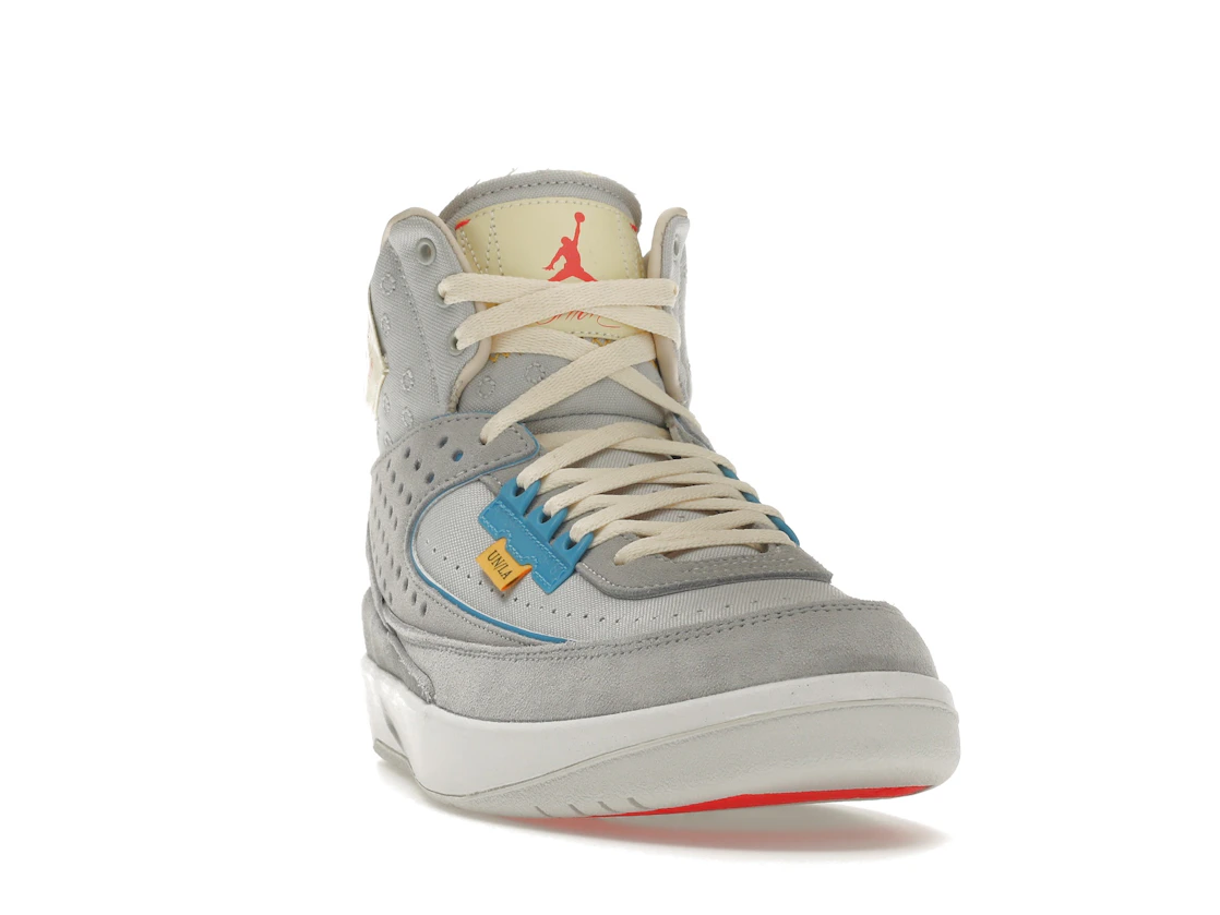 Vue 8 de Jordan 2 Retro SP Union Grey Fog