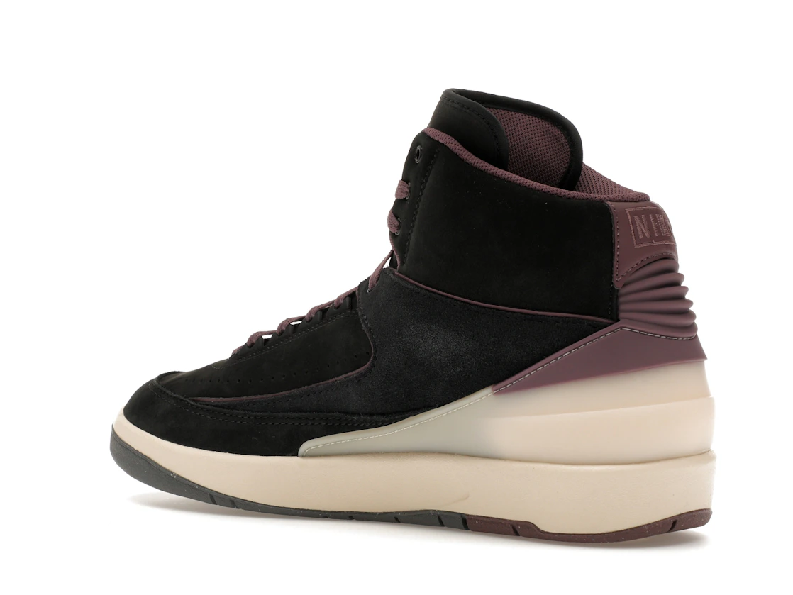Vue 23 de Jordan 2 Retro Mauve 