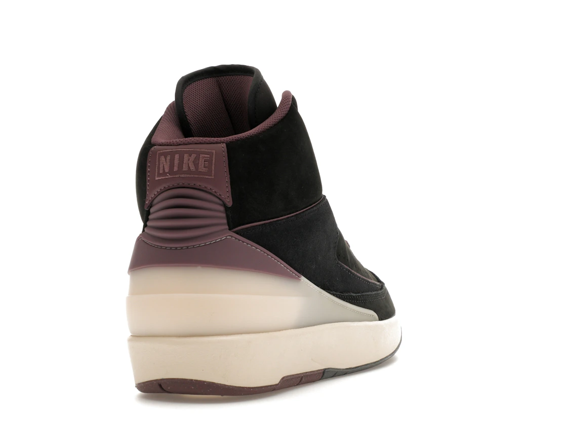 Vue 30 de Jordan 2 Retro Mauve 
