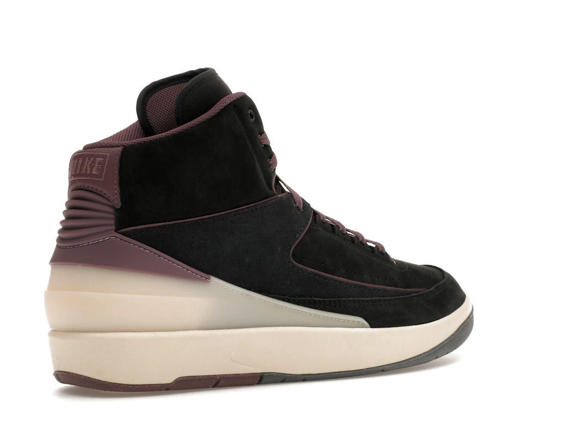 Vue 33 de Jordan 2 Retro Mauve 